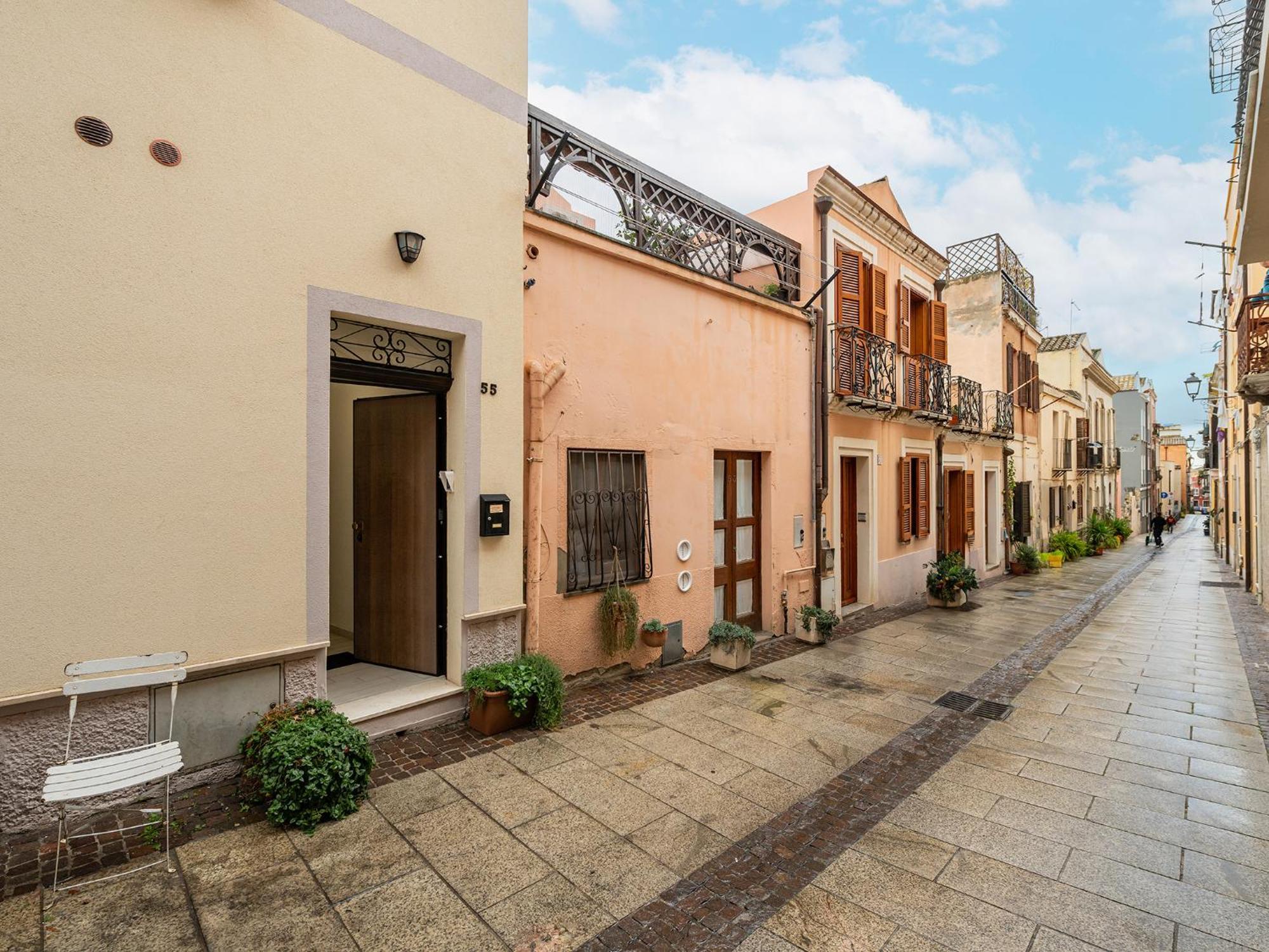 La Dolce Cagliari Holiday Home מראה חיצוני תמונה